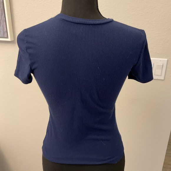 PINK Victoria Secret Pink Top - Picture 3 of 6